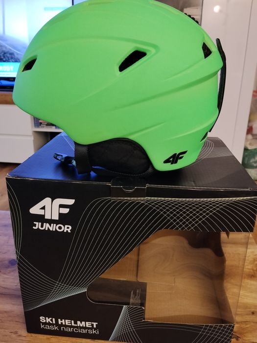 Kask narciarski dziecięcy 4F rozmiar S/M  52/56 cm