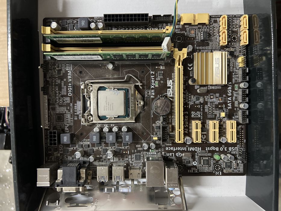 Asus HB7M-E płyta główna