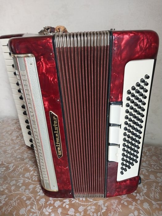 Акордеон Weltmeister
