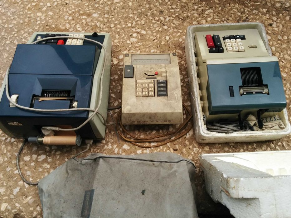 Maquina de calcular antiga. Lote de 3. Vintage.