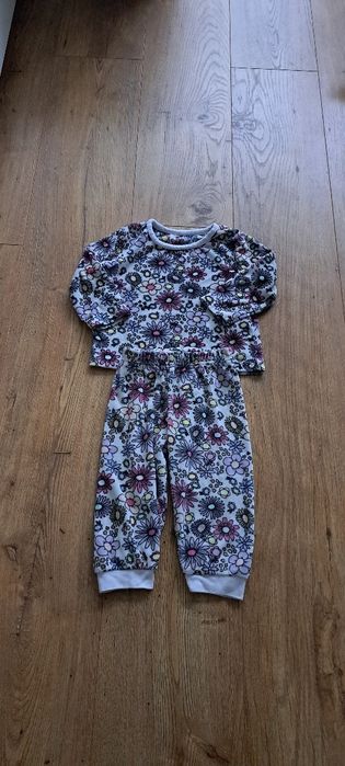Piżamka dziewczęca roz 80