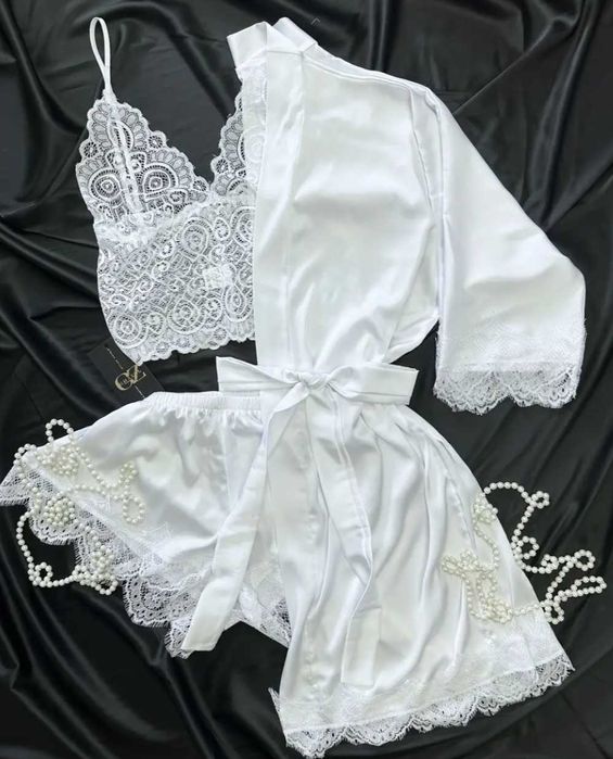 Шовковий халат для дому та мереживний топ з шортиками 42/44/46/48/50