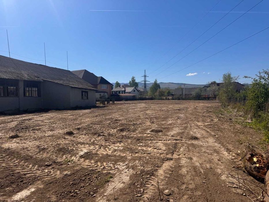Здам складську базу 522 м² • 2 ангари • 43 сотки • Закарпаття