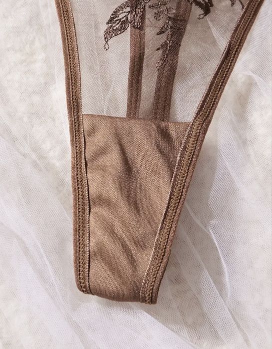 Красивий комплект білизни