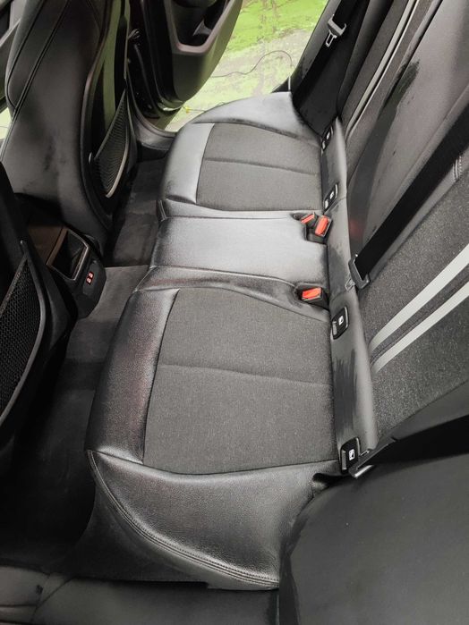 Limpeza de interior automotivo