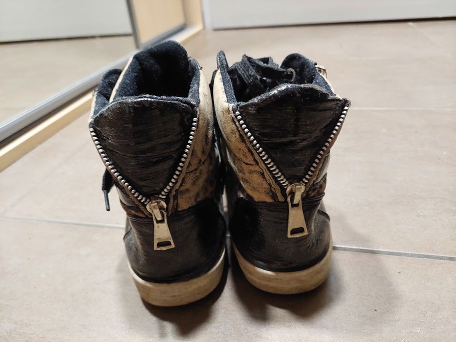 Buty damskie rozmiar 39 oddam za darmo