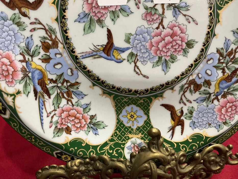 Prato oriental com 24 cm.    Anúncios abaixo