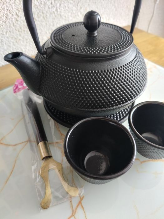 Czajnik żeliwny do herbaty