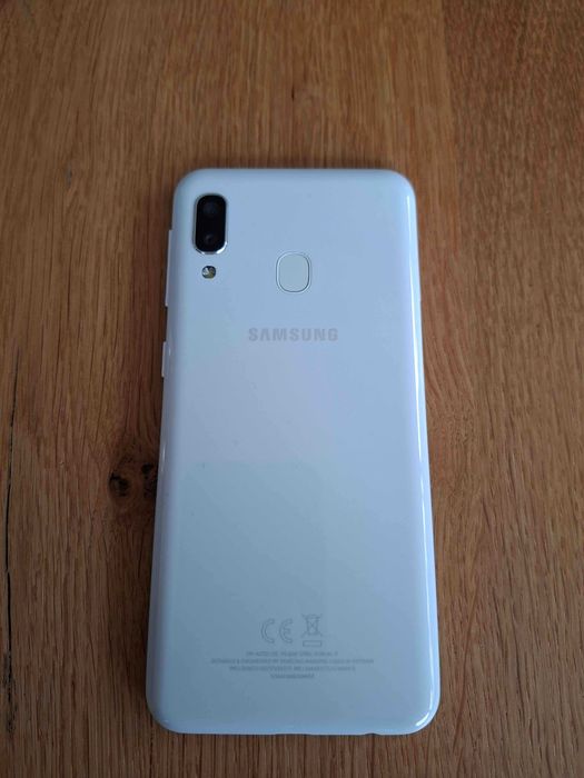 Telefon Samsung Galaxy A20e (biały)