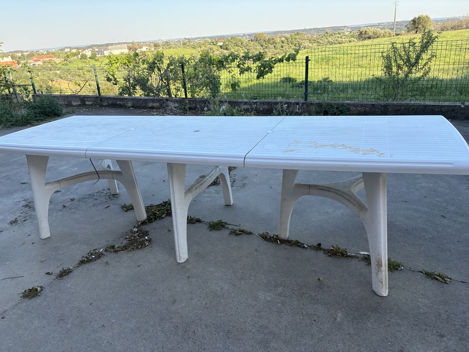 Mesa de Jardim grande desmostavel