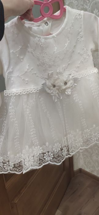 Платічко для дівчинки 6-12місяців. Дуже гарне по бірці пише 74.