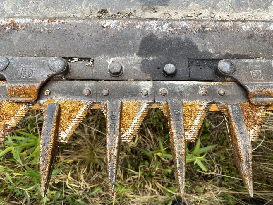 Жатка claas 5.1 з ріпаковим столом