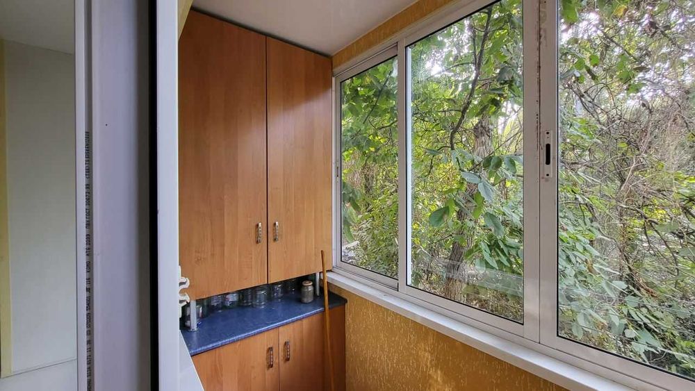 2-кімнатна ПРОСТОРА квартира на Миколаївській. Кухня — 12м2: 39 950 ...