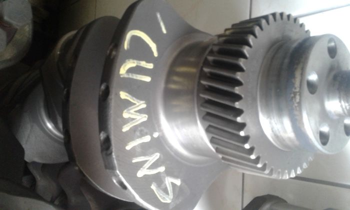 Wał korbowy CUMMINS