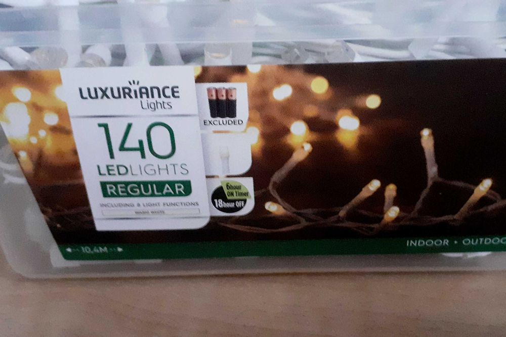 Oświetlenie choinkowe 140 led