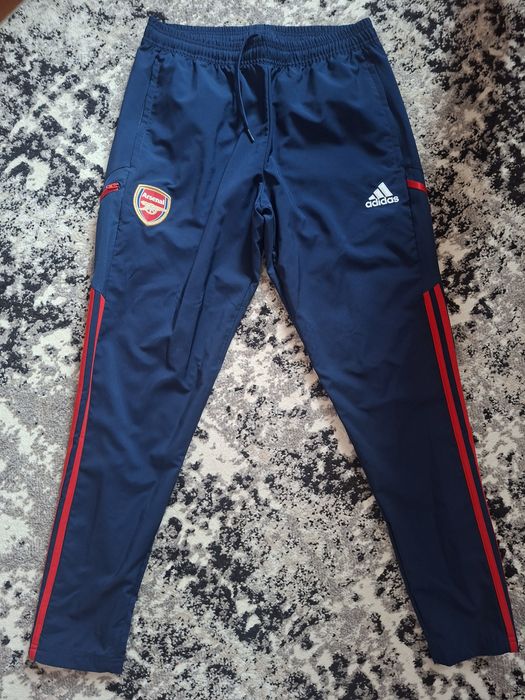 Спортивні штани Adidas, оригінал, стан ідеальний, розмір m