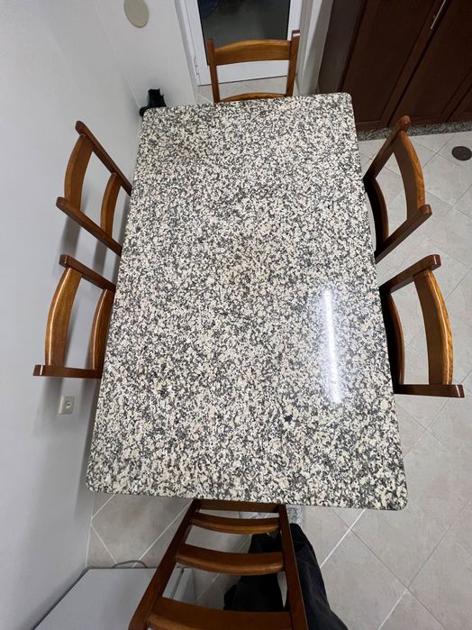 Mesa de cozinha granito