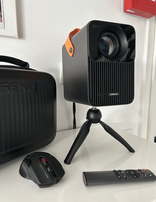 Mini projektor ze statywem - Jireno Cube