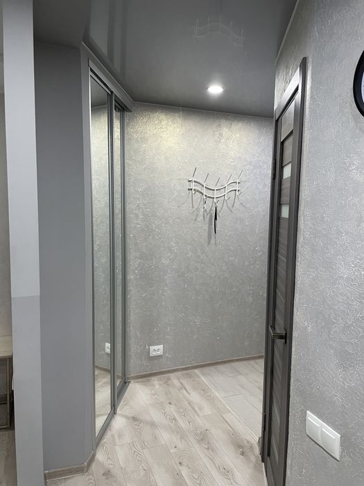 Подобова оренда студії по Парковій