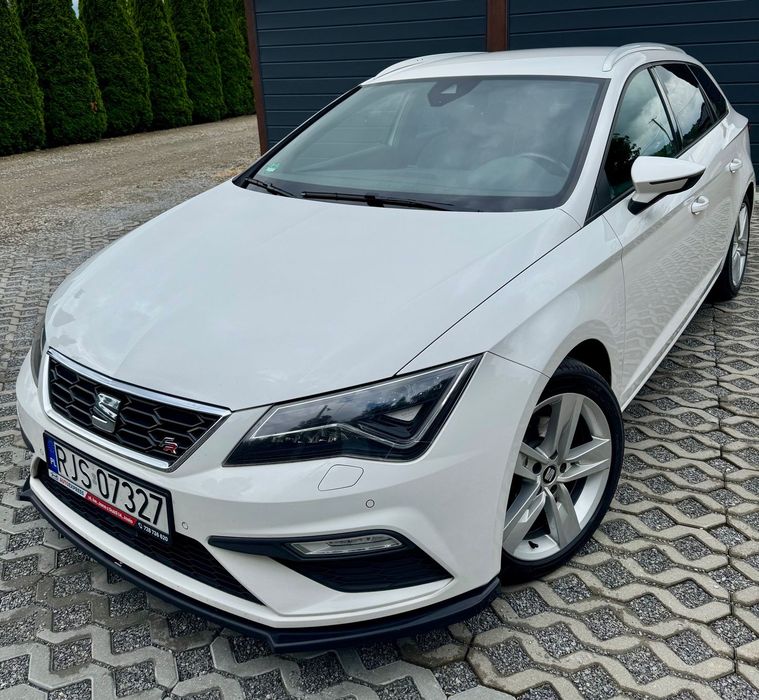 Seat Leon Super stan , wersja FR, garażowany, jedzony tylko w trasach