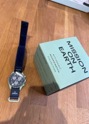 Omega x Swatch SO33G100 Earth - Limitowana Seria Świąteczna