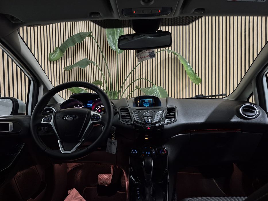 Ford Fiesta — fotografia 6