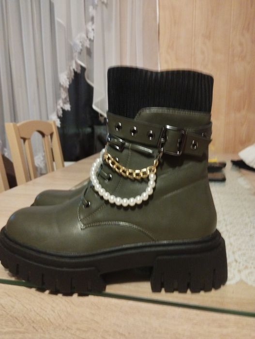 Sprzedam buty nowe