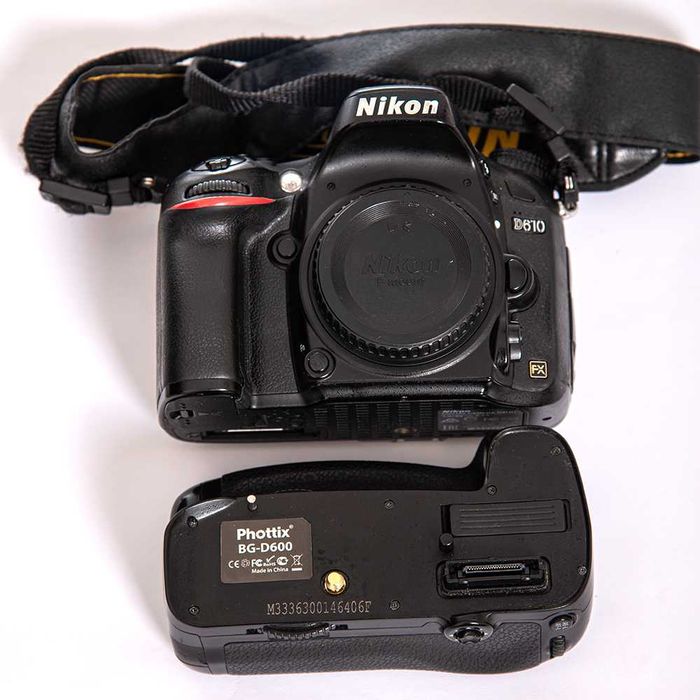 Nikon D610 Body + Battery Grip