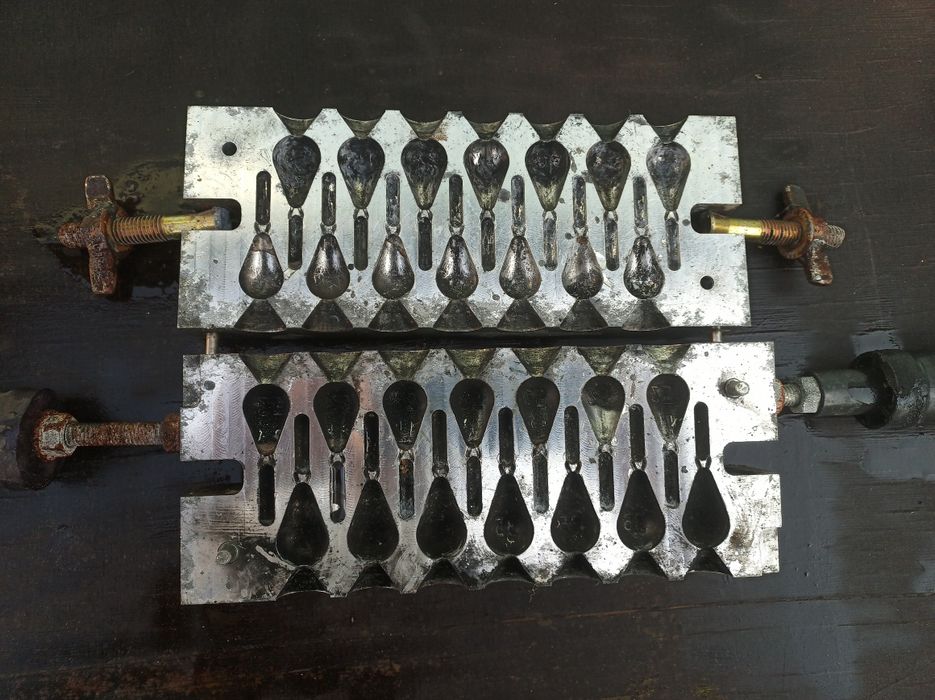 Форми для грузіл