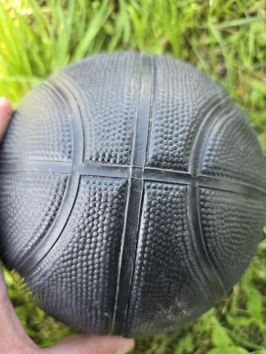 Баскетбольний м'яч adidas 3 Stripes Rubber Mini HM4972