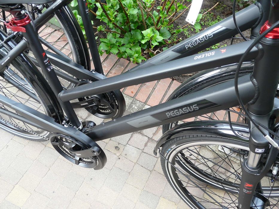 Rower trekingowy PEGASUS Solero 28"/50 Germany.  powystawowy