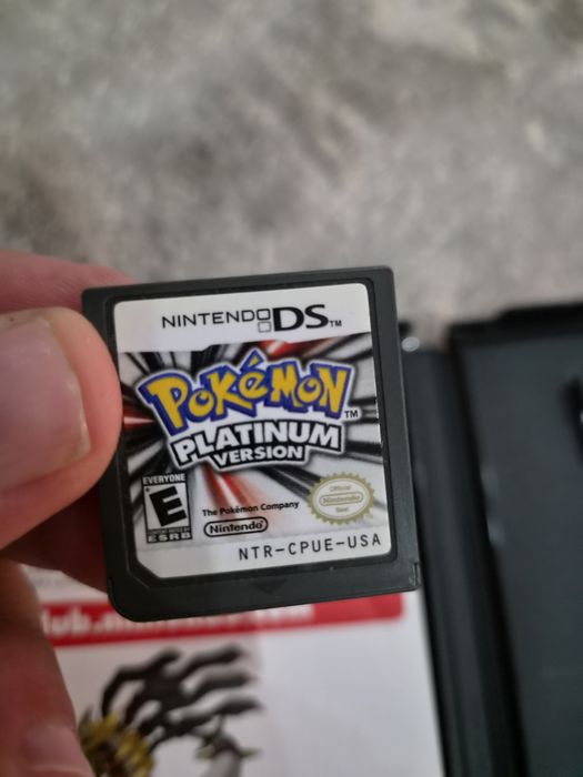 Pokémon Platinum Version - Nintendo DS (Versão USA / Completo CIB)