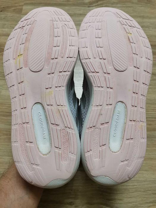 Продам кросівки Adidas Runfalcon 3.0 34 розміру.