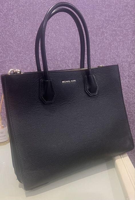 Сумка Michael Kors Mercer Crossbody, натуральная кожа, чёрная