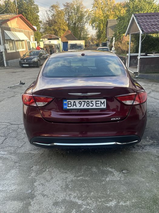 Продам Chrysler 200c 2.4