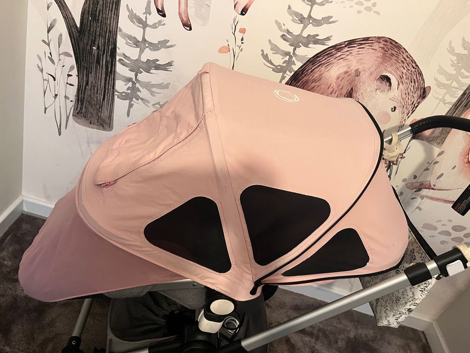 Budka letnia różowa piękna