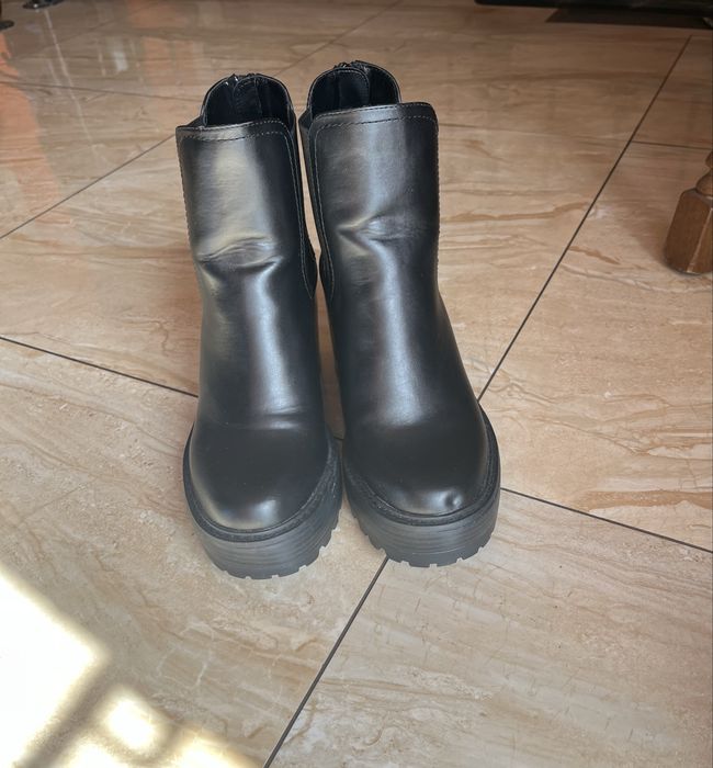 Nowe botki NINE WEST  na platformie