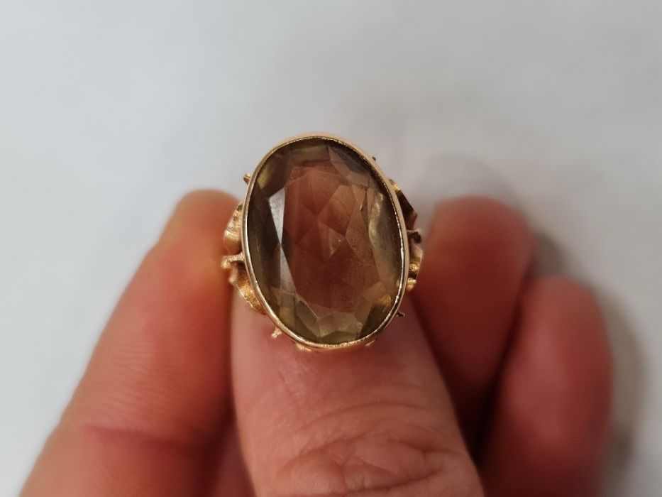 Jasny kamień! Retro! PRL! Piękny złoty pierścionek/ 585/ 7 g/ R12
