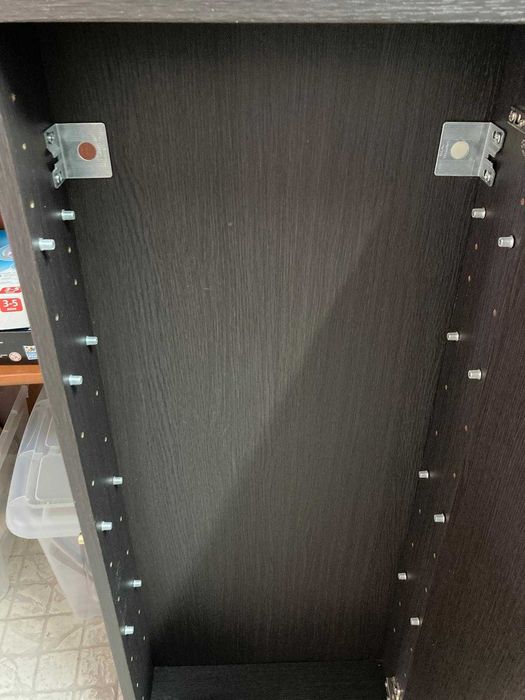 Armário de parede madeira escura estreito, para fixar na parede