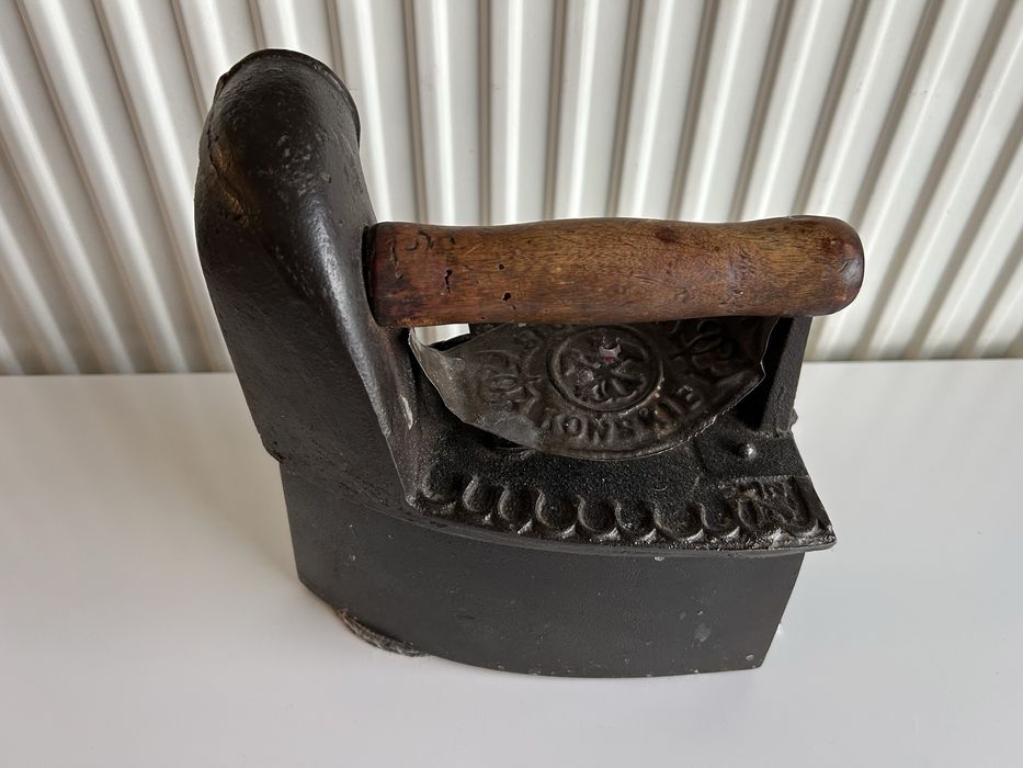 Żelazko retro stare KOŃSKIE patyna oryginał