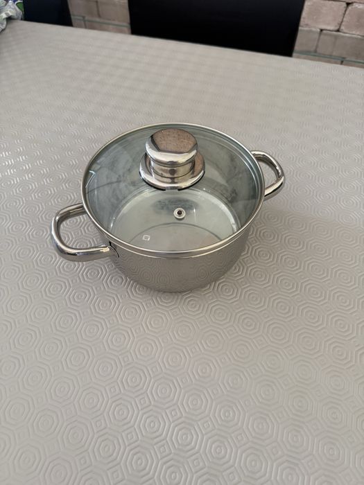 Trem de cozinha novo