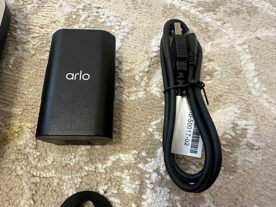 Бездротовий відеодзвінок Arlo Essential – сертифікований відновлений