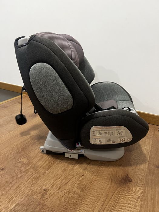 Cadeira Auto Zippy com isofix