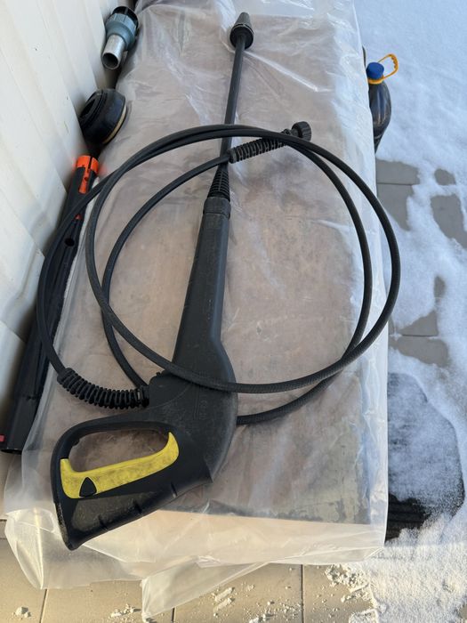 Продам мини мойки Керхер , бу.