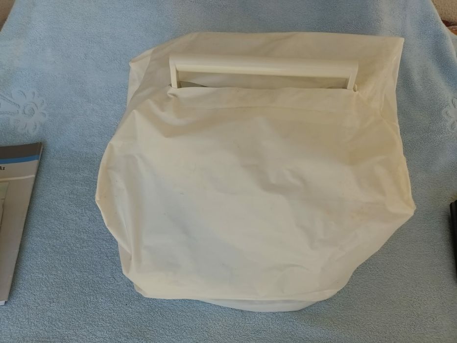 Máquina corte e costura, como nova