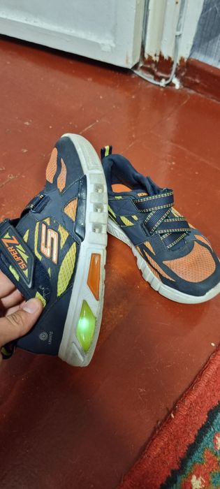 Кросівки Skechers