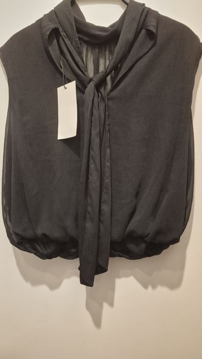 Zara Drapowany Top z Bufiastymi rękawami czarny (Roz- M).