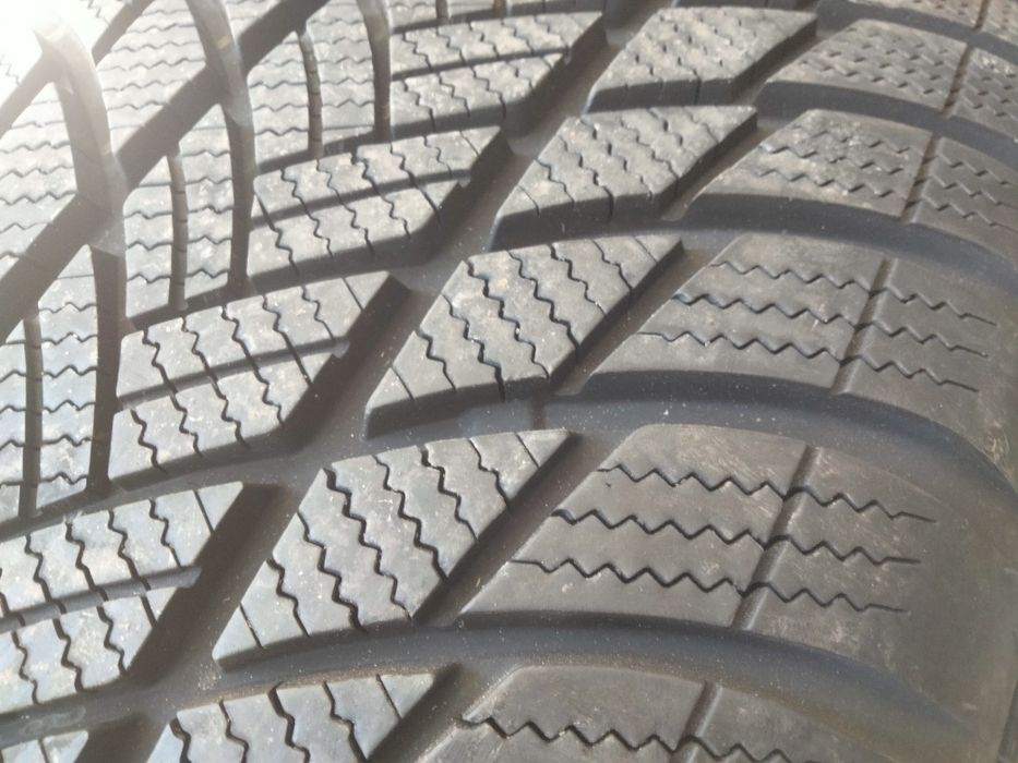 255 55R19 Bridgestone