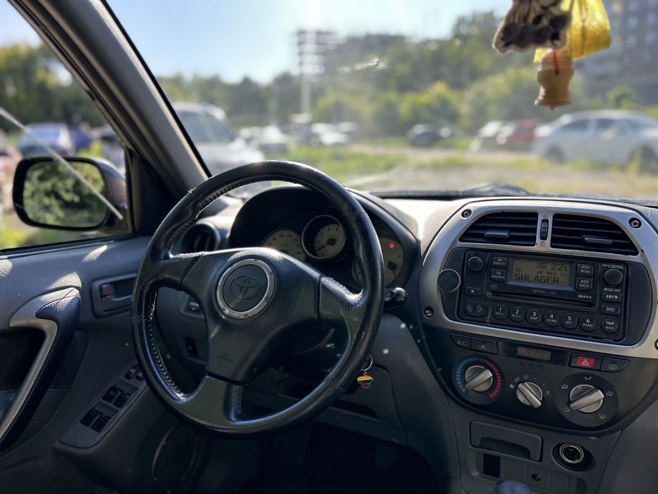 Продам Toyota RAV 4 2005  4x4