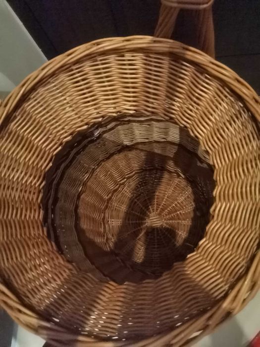 Duży wiklinowy kosz na zabawki/pranie